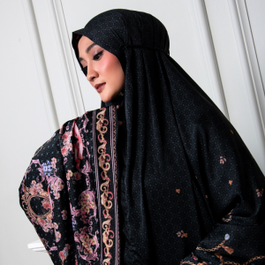 Mukena Legacy of a Mother's Grace Black